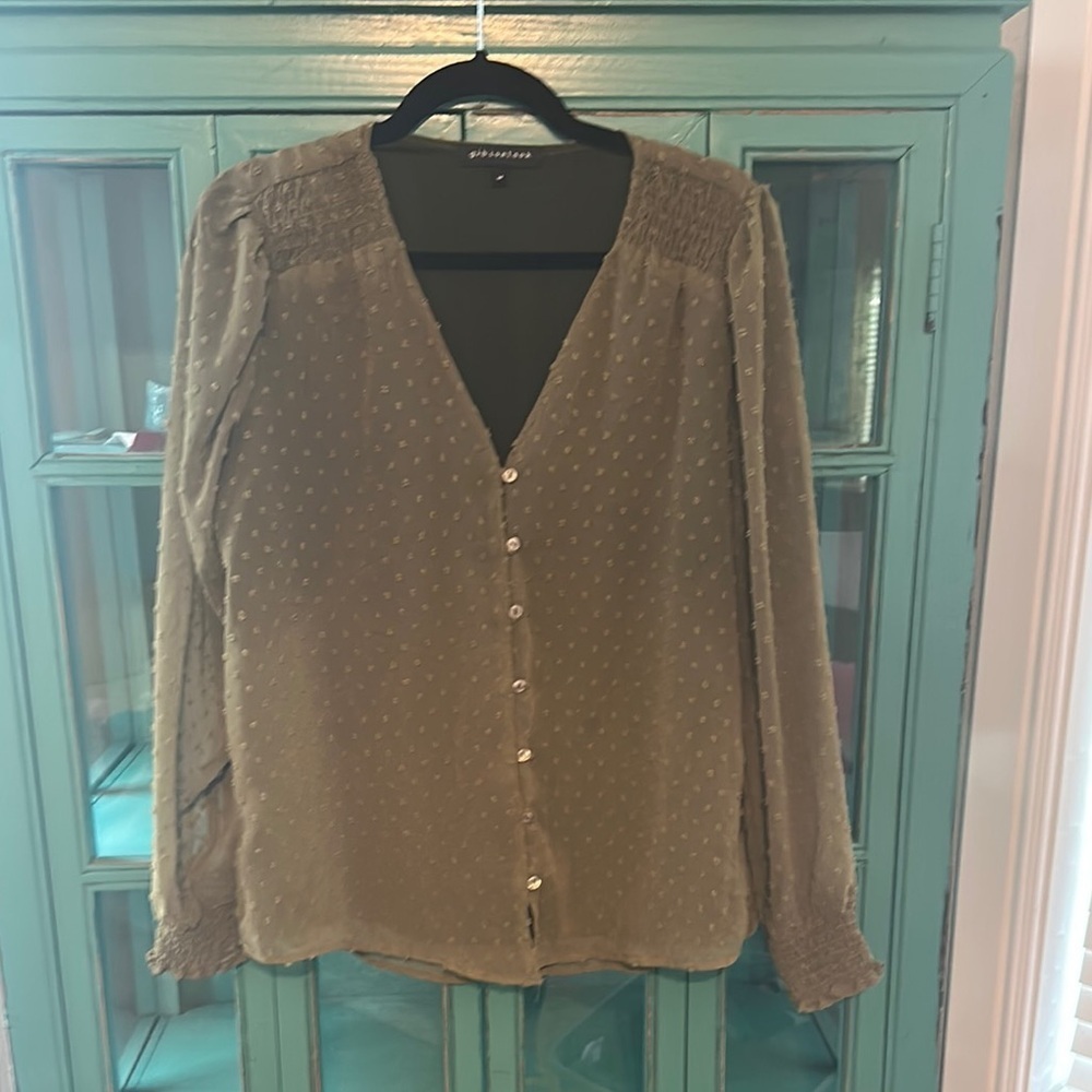Gibson Look pin Dot Smocked Detail V Neck Blouse